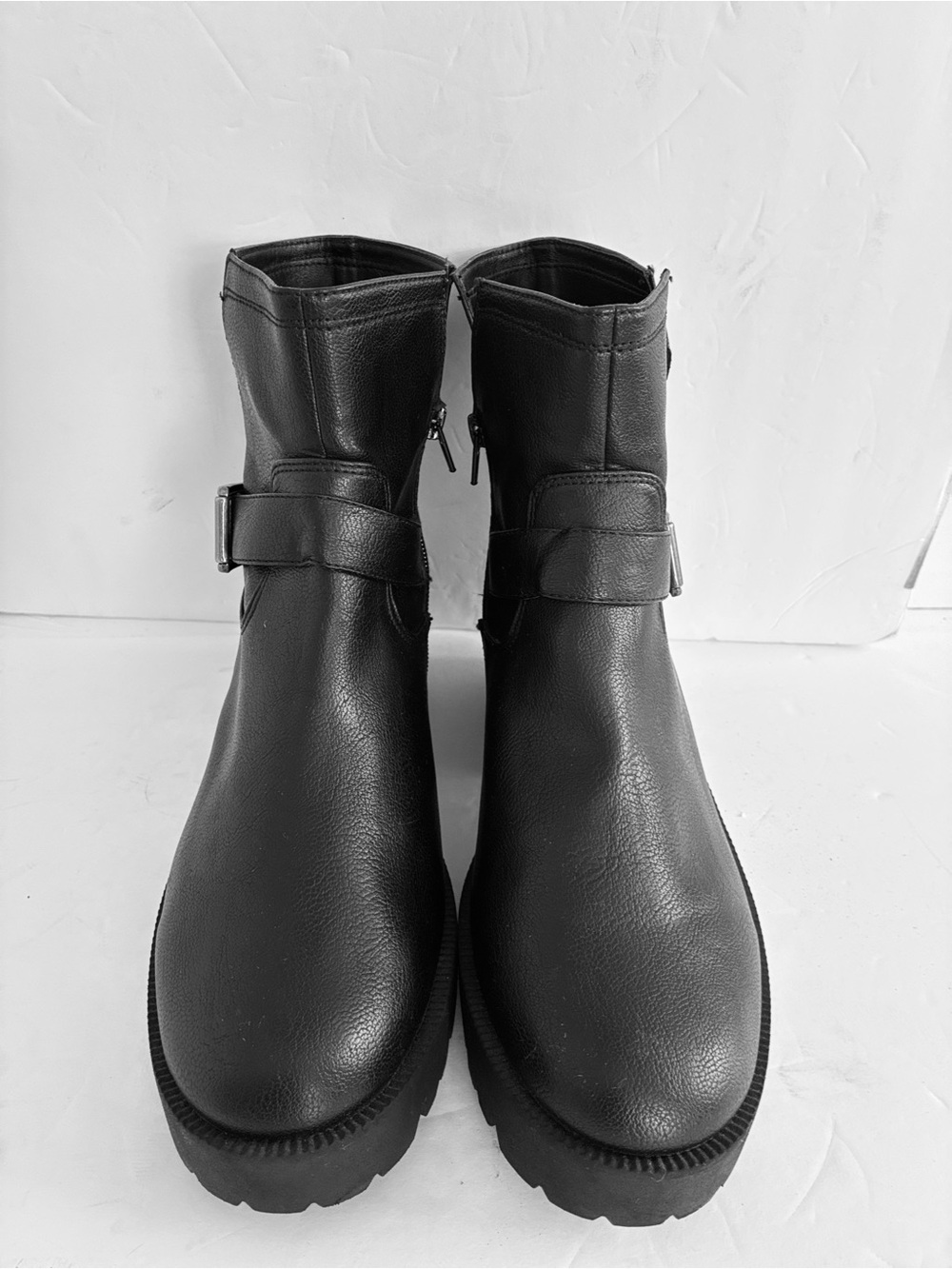 ZODIAC Black Buckle Ankle Moto Boots  Stacked Heel Rubber Sole Shoes Size 11 NEW - Picture 5 of 9